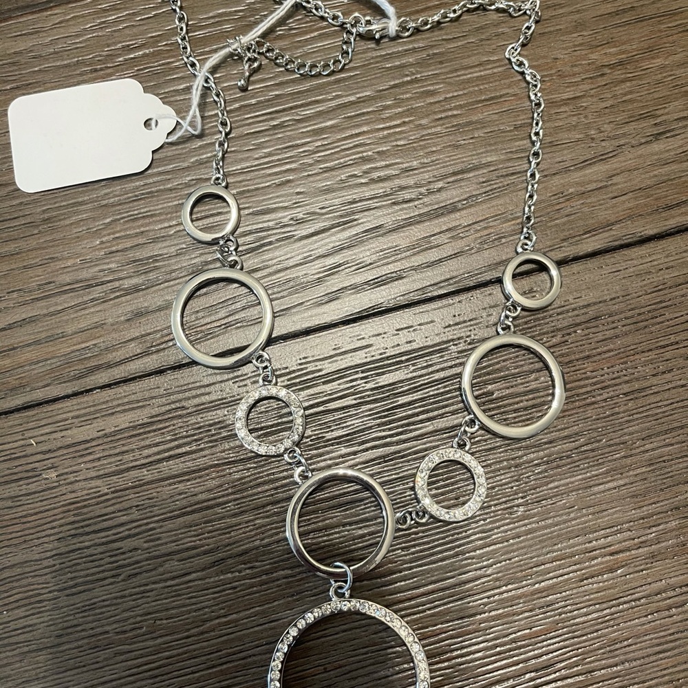 Necklace - Picture 3 of 6